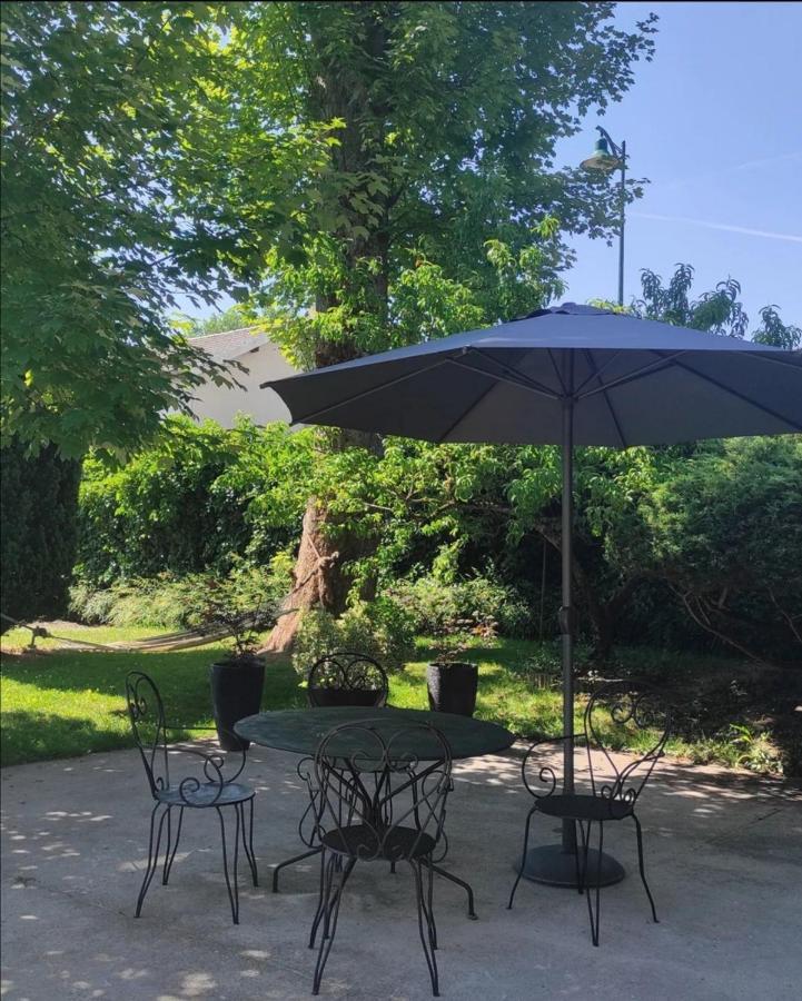 Pavillon C.R Bed and Breakfast Isles-sur-Suippe Εξωτερικό φωτογραφία