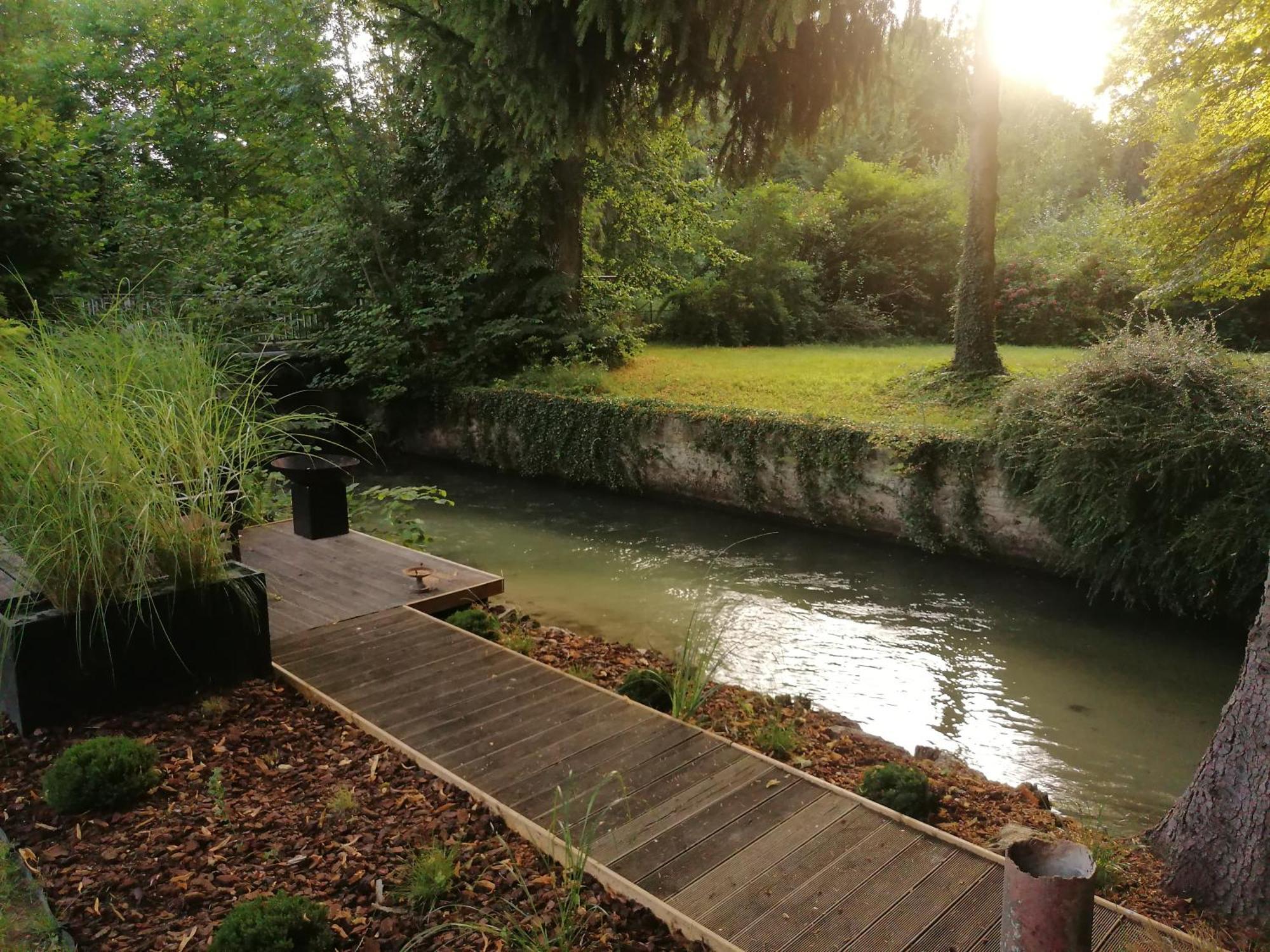 Pavillon C.R Bed and Breakfast Isles-sur-Suippe Εξωτερικό φωτογραφία